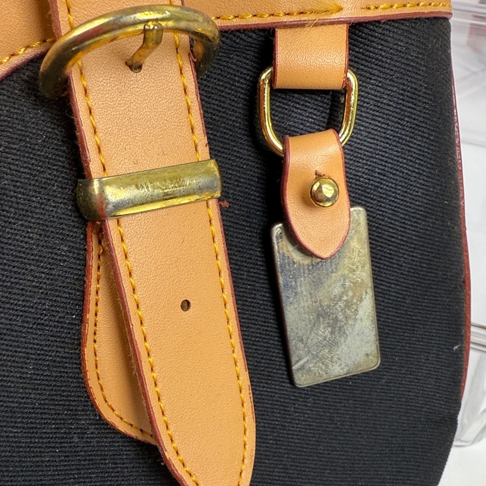 Vintage-Inspired Black Canvas & Tan Leather Structured Tote - Picture 4 of 6